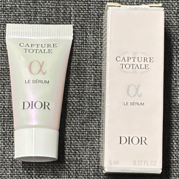 Dior Capture Totale le Serum for Face and Neck 5ml/0.17fl oz New in Box - Picture 1 of 2